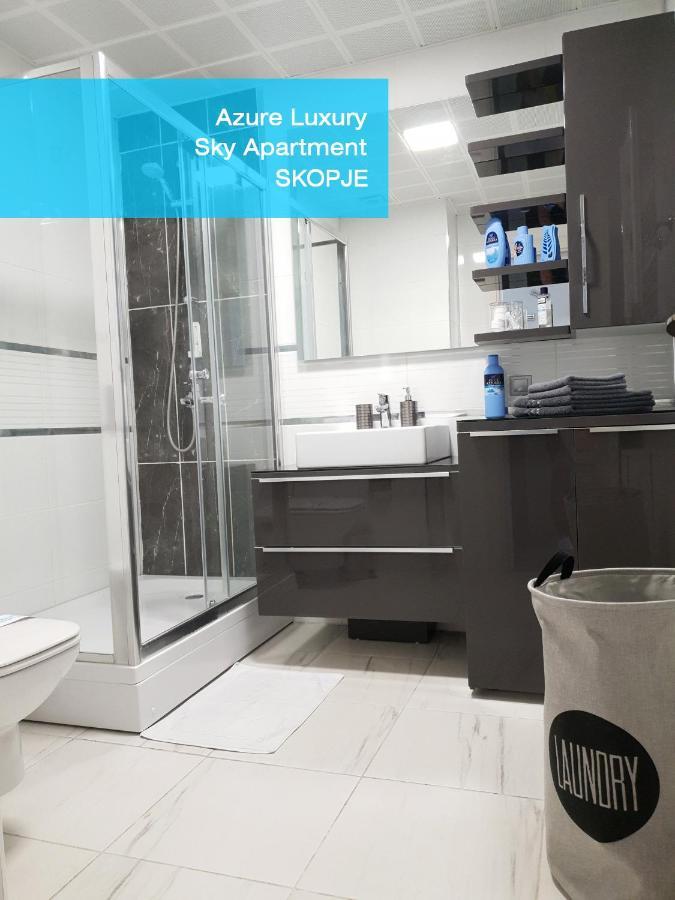 Azure Luxury Sky Apartment Skopje Bagian luar foto