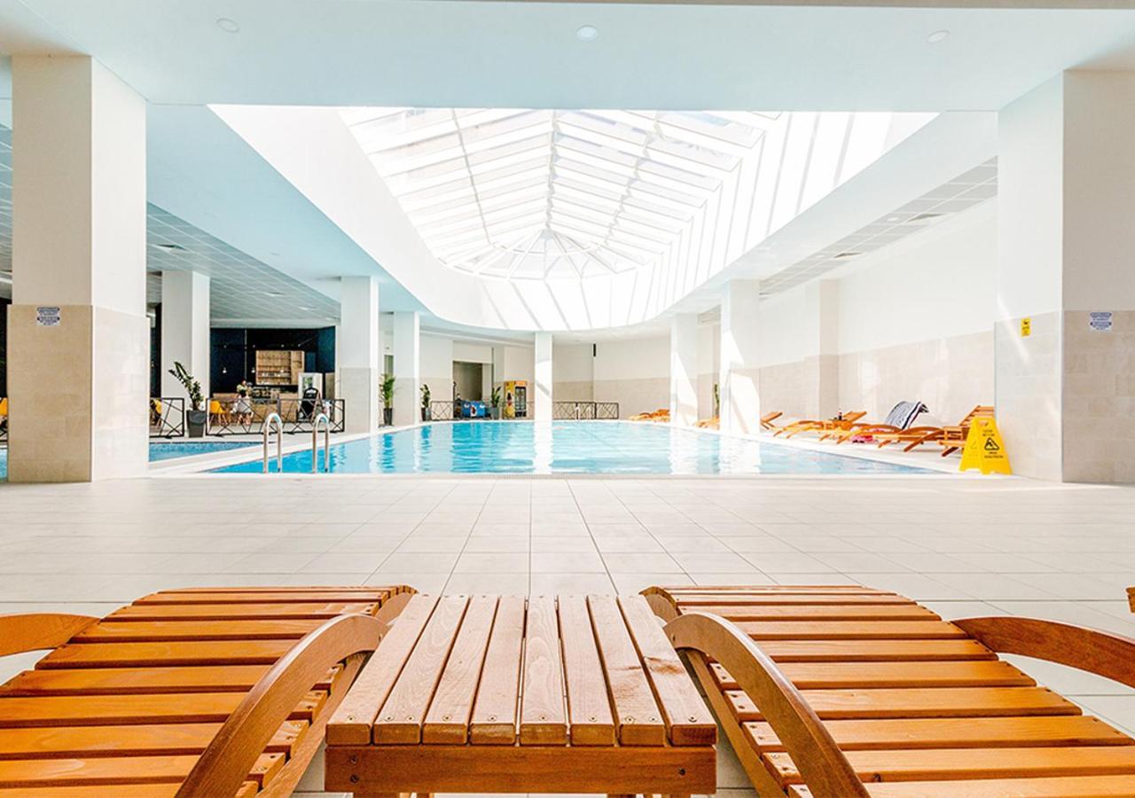 Azure Luxury Sky Apartment Skopje Bagian luar foto